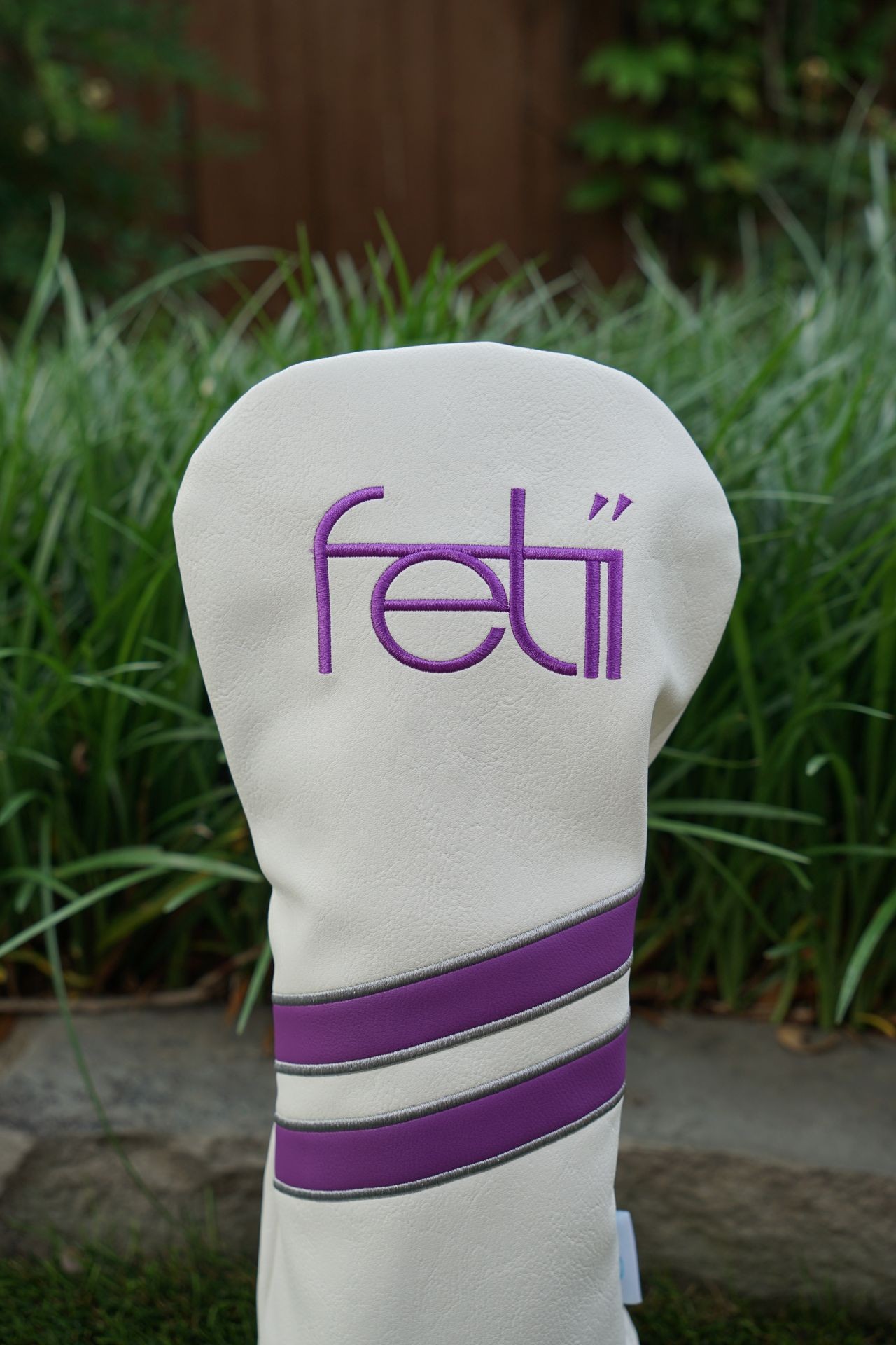 Custom golf head covers for tournaments